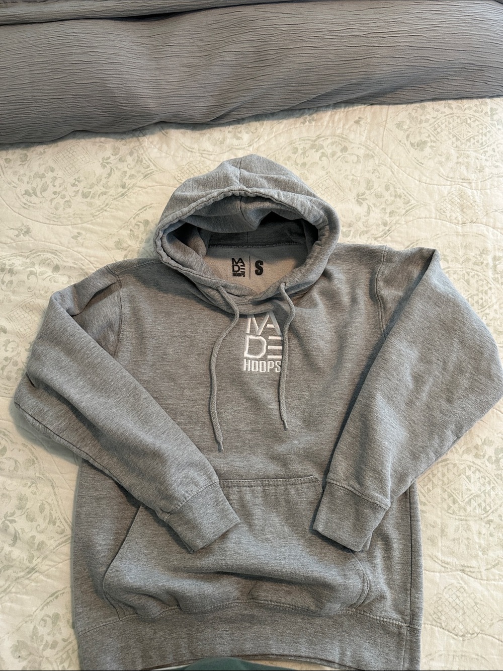 Hoops Gray Pullover Hoodie - Men's S